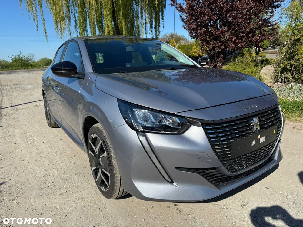 Peugeot 208 - 15