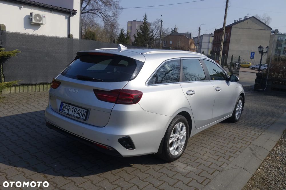 Kia Ceed 1.5 T-GDI M DCT - 4