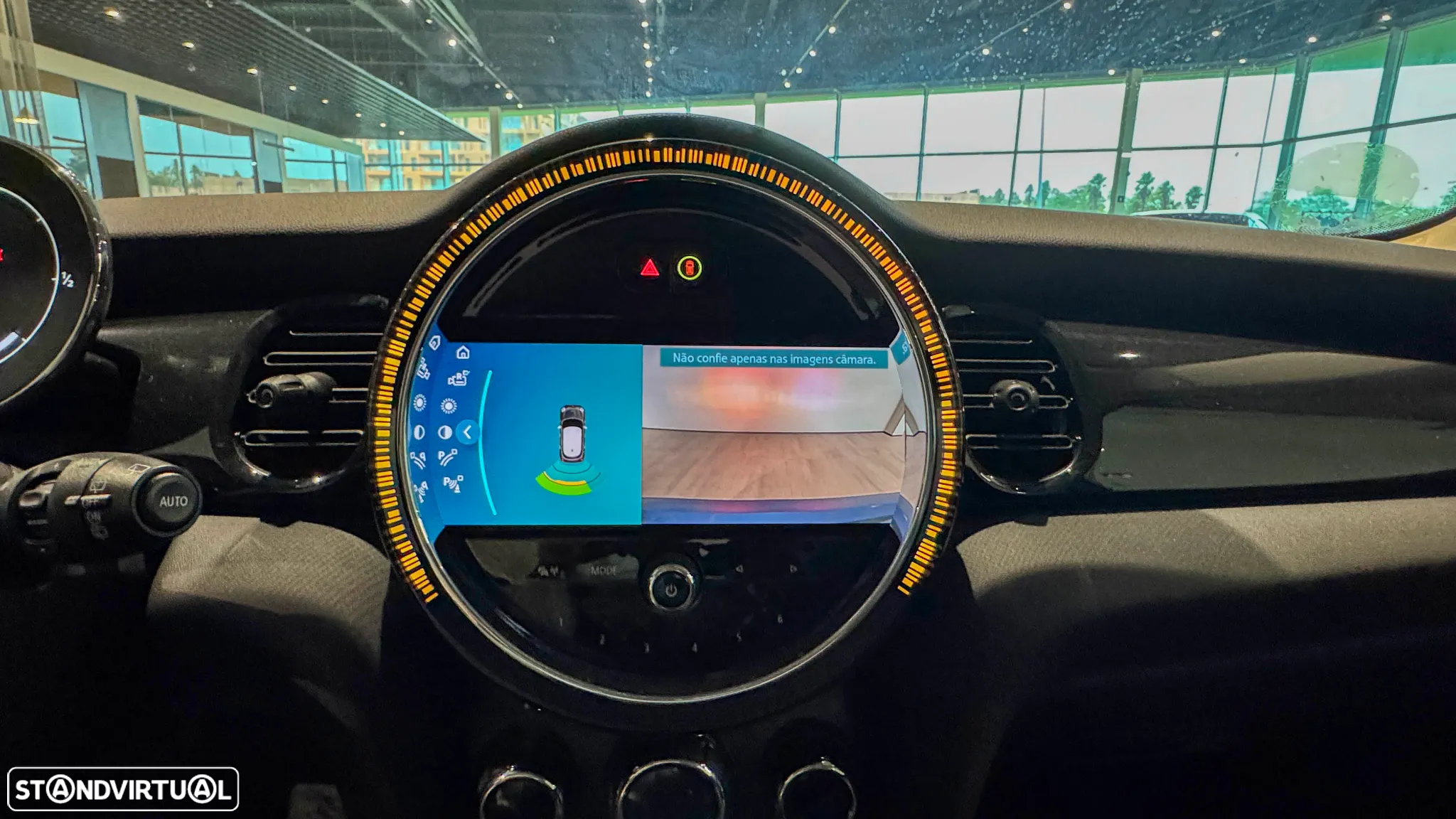 MINI 5 Portas Cooper Aut. - 13