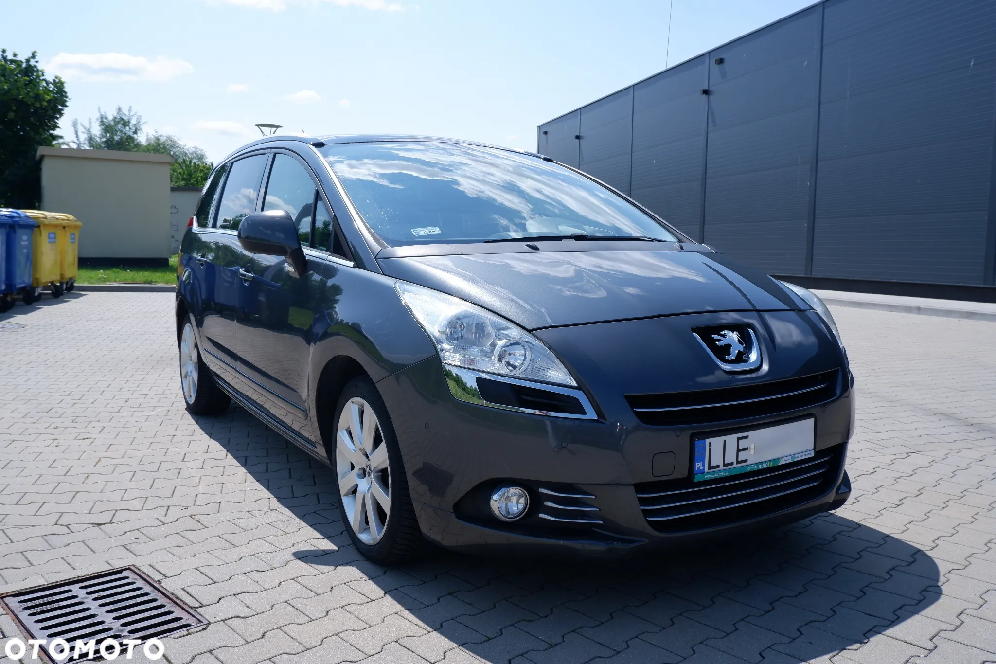 Peugeot 5008 1.6 THP Family 7os - 8