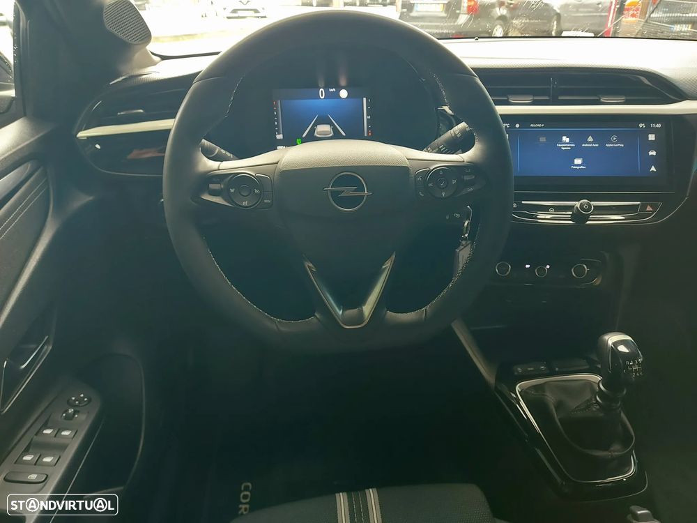 Opel Corsa 1.2 T GS - 11