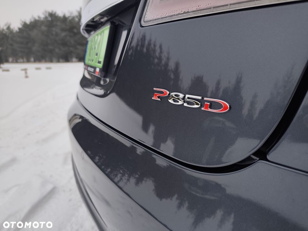 Tesla Model S D Performance - 16