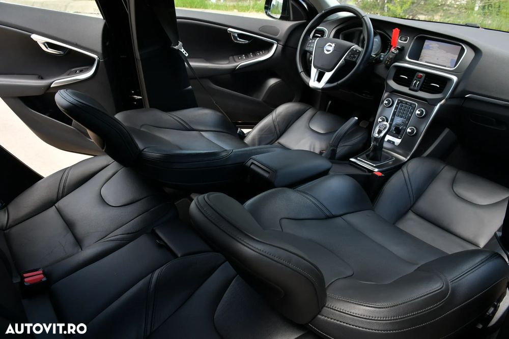 Volvo V40 D2 ECO Summum - 6