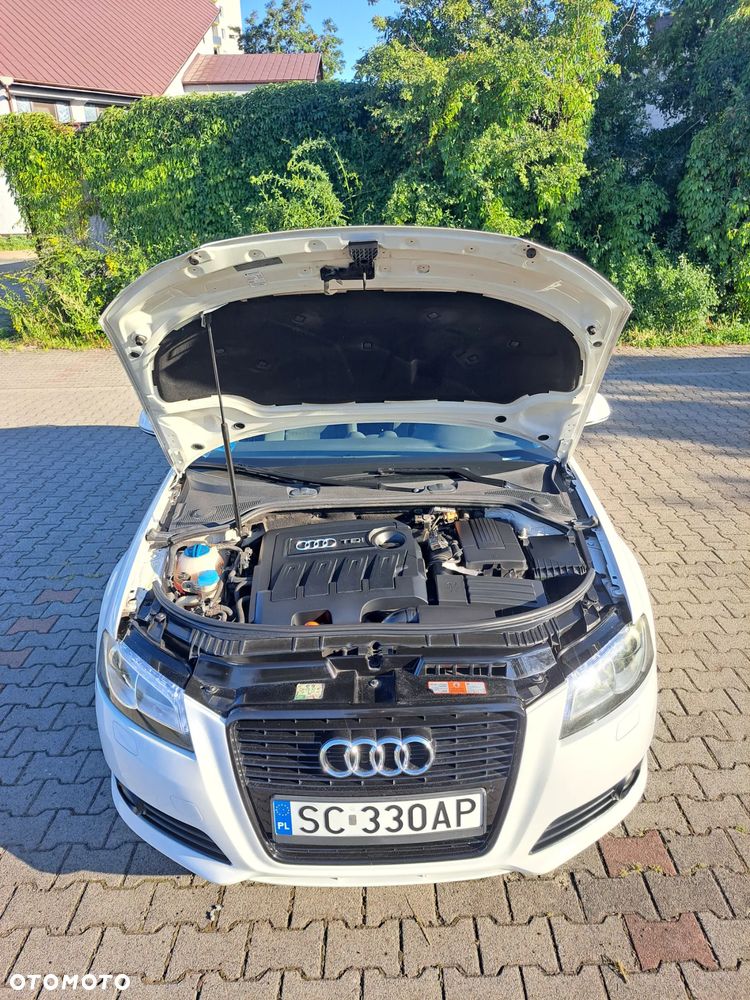 Audi A3 Sportback 1.6 TDI DPF Ambition - 27