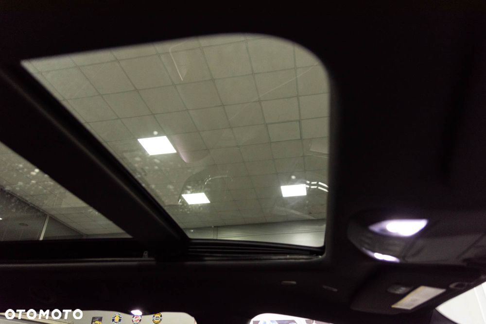 Chrysler Pacifica - 11