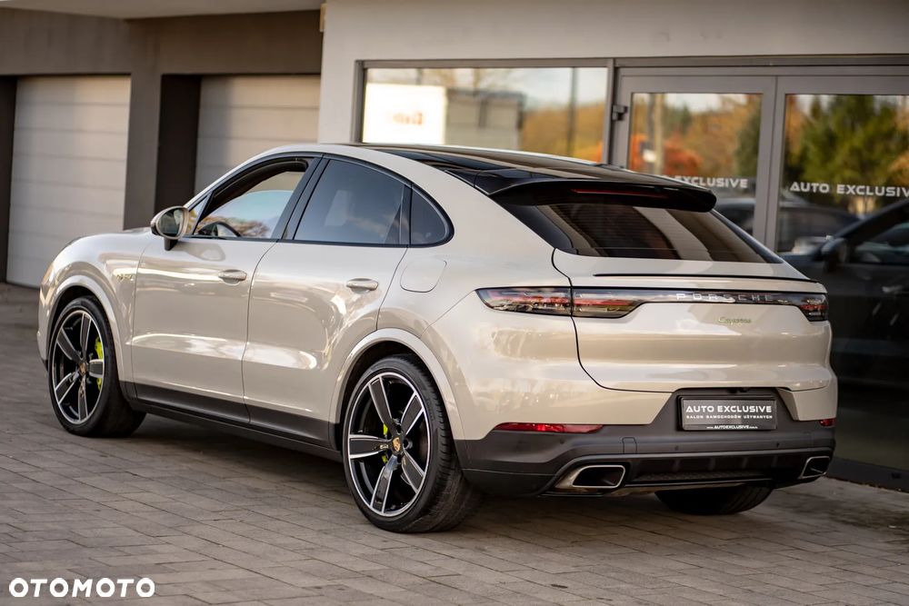 Porsche Cayenne - 19