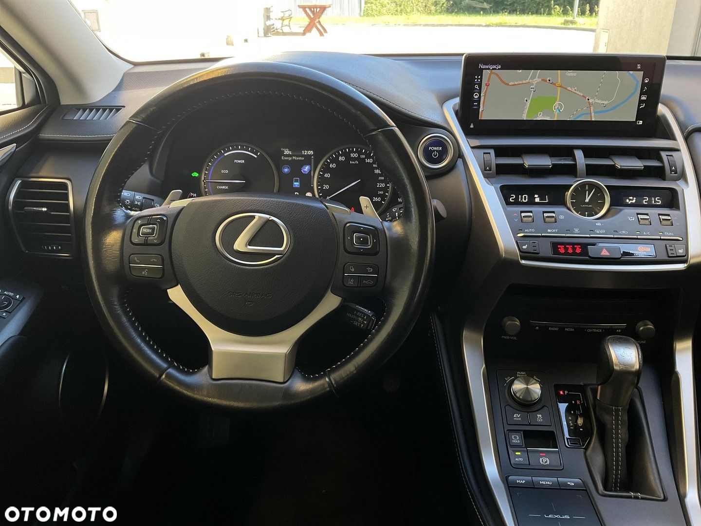 Lexus NX 300h Business Edition AWD - 9