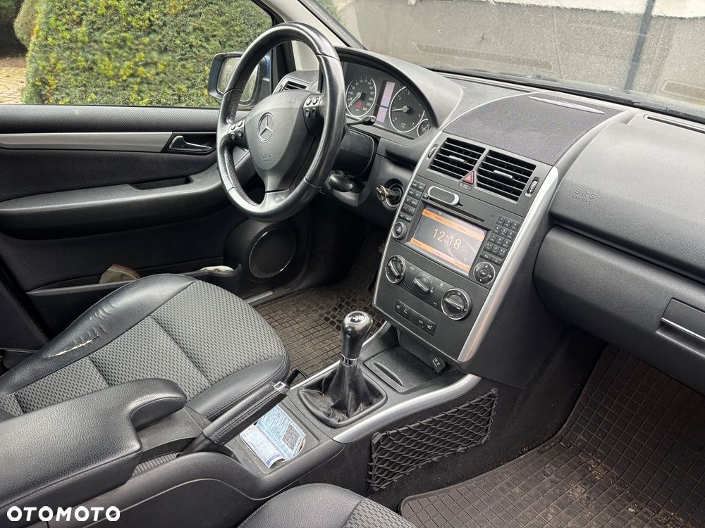 Mercedes-Benz Klasa A 160 BlueEFFICIENCY - 8