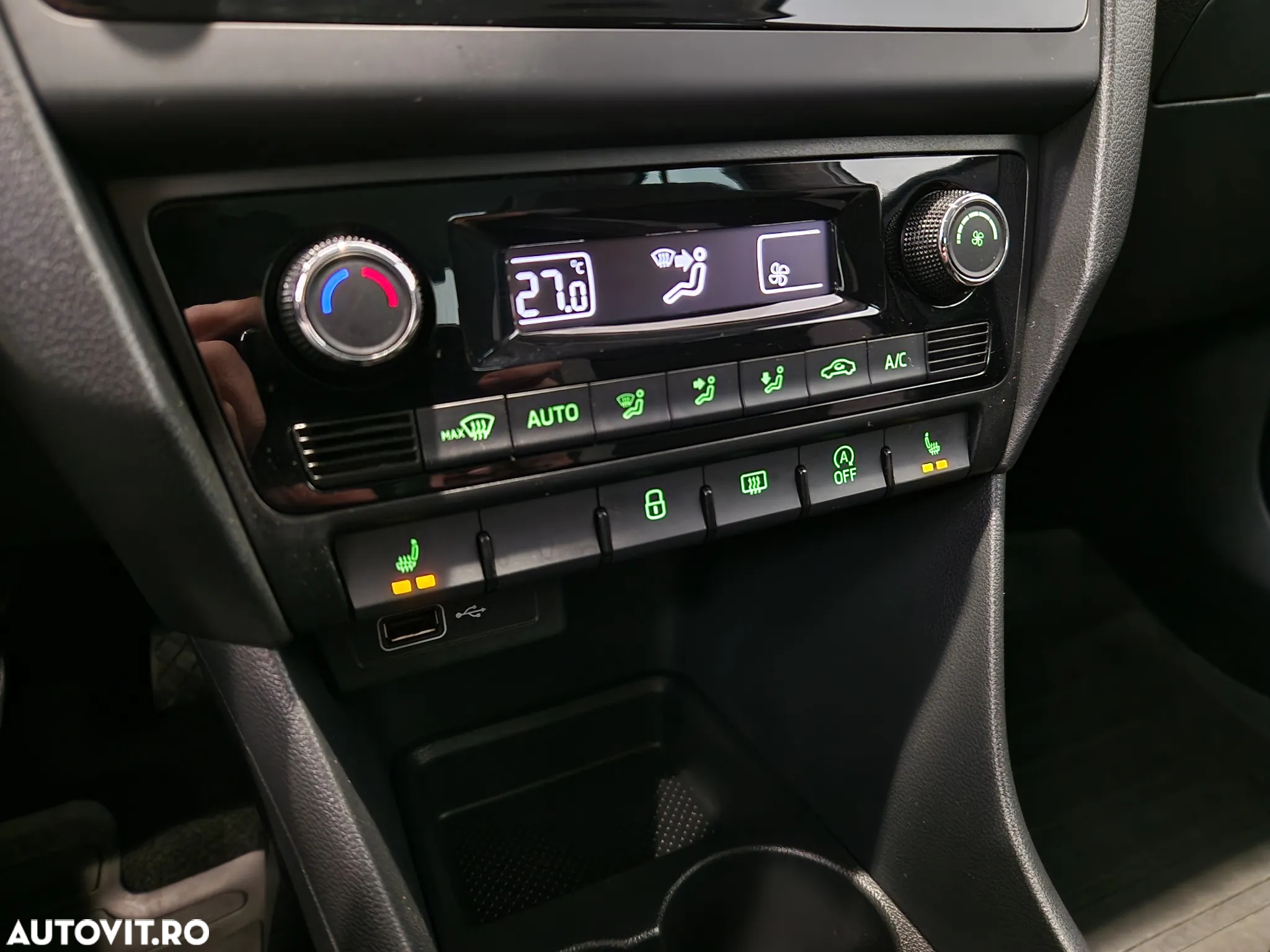 Skoda RAPID 1.0 TSI Ambition - 22
