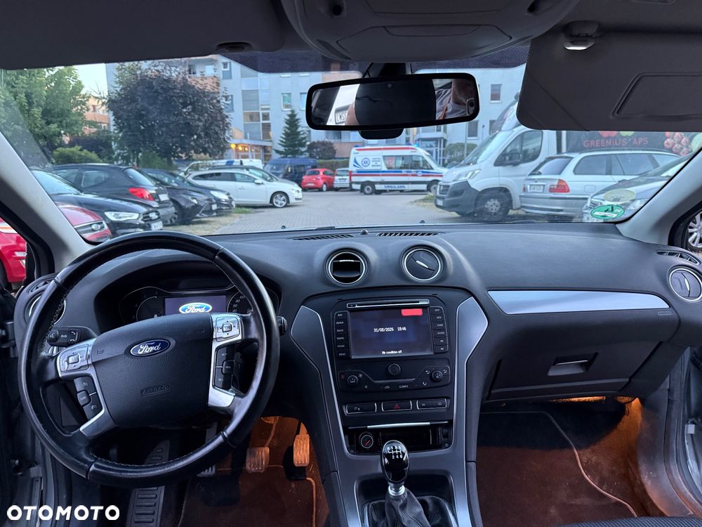 Ford Mondeo 2.0 TDCi Titanium - 23
