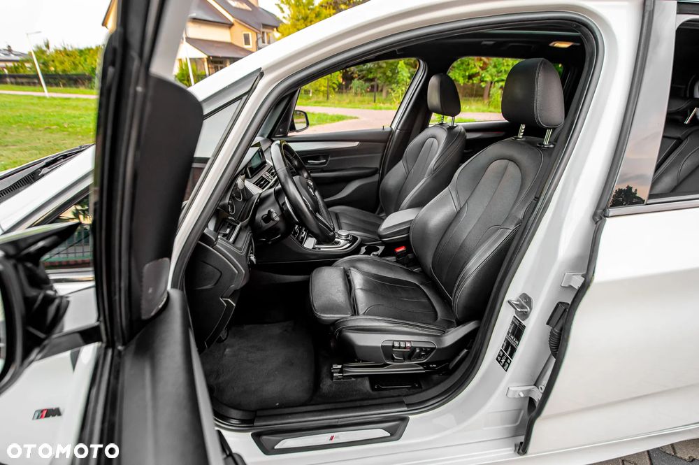 BMW Seria 2 220d xDrive M Sport - 6