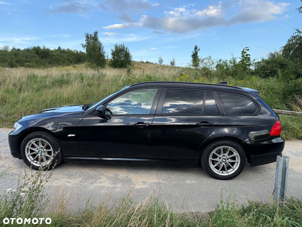 BMW Seria 3 318d DPF Edition Lifestyle - 3