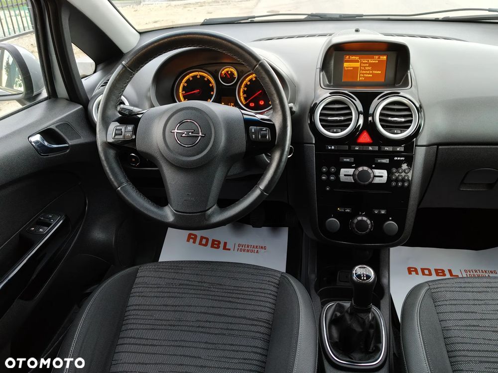 Opel Corsa 1.4 16V Energy - 5