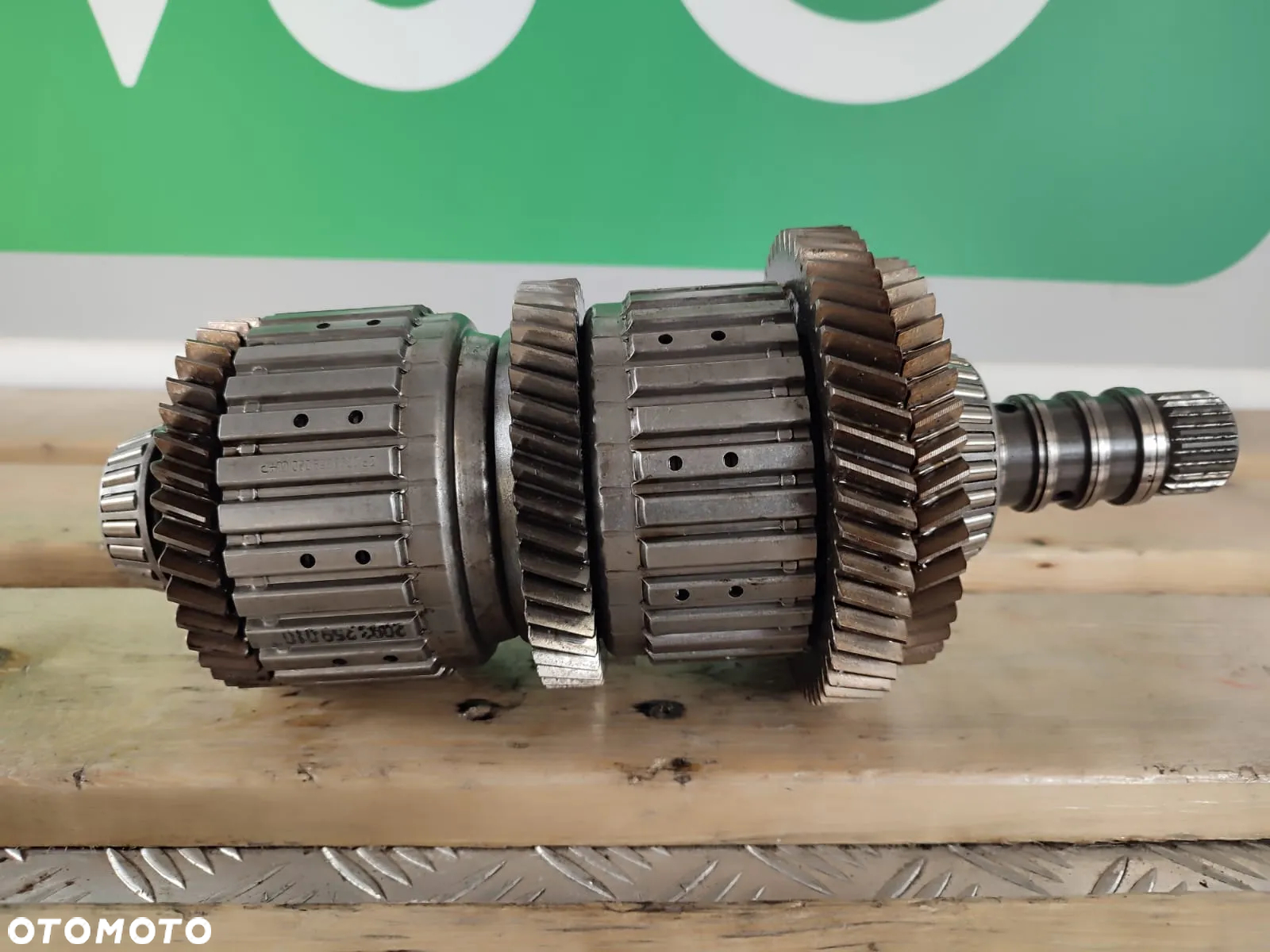 Kosz sprzęgłowy 2093359030 Fendt 512 Favorit - 2