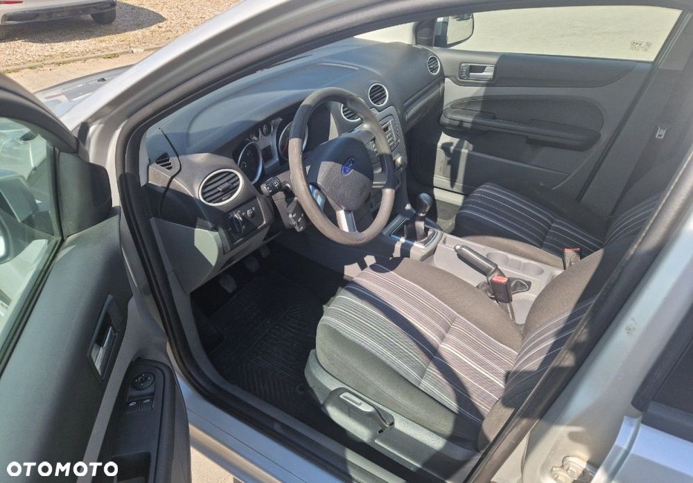 Ford Focus - 6