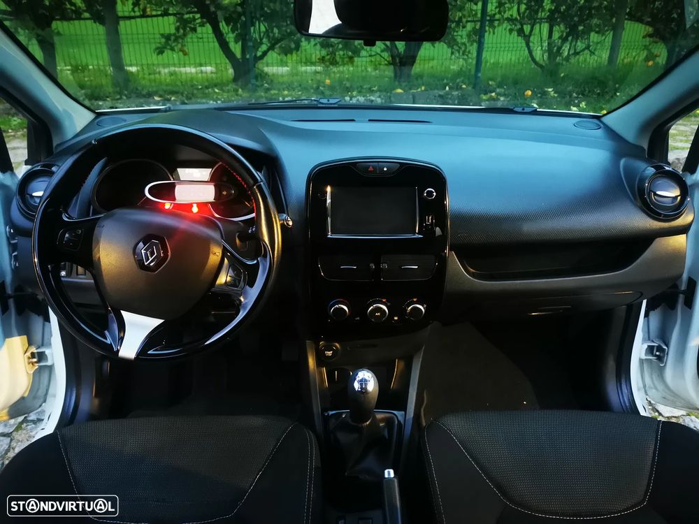 Renault Clio Sport Tourer 1.5 dCi Luxe - 14