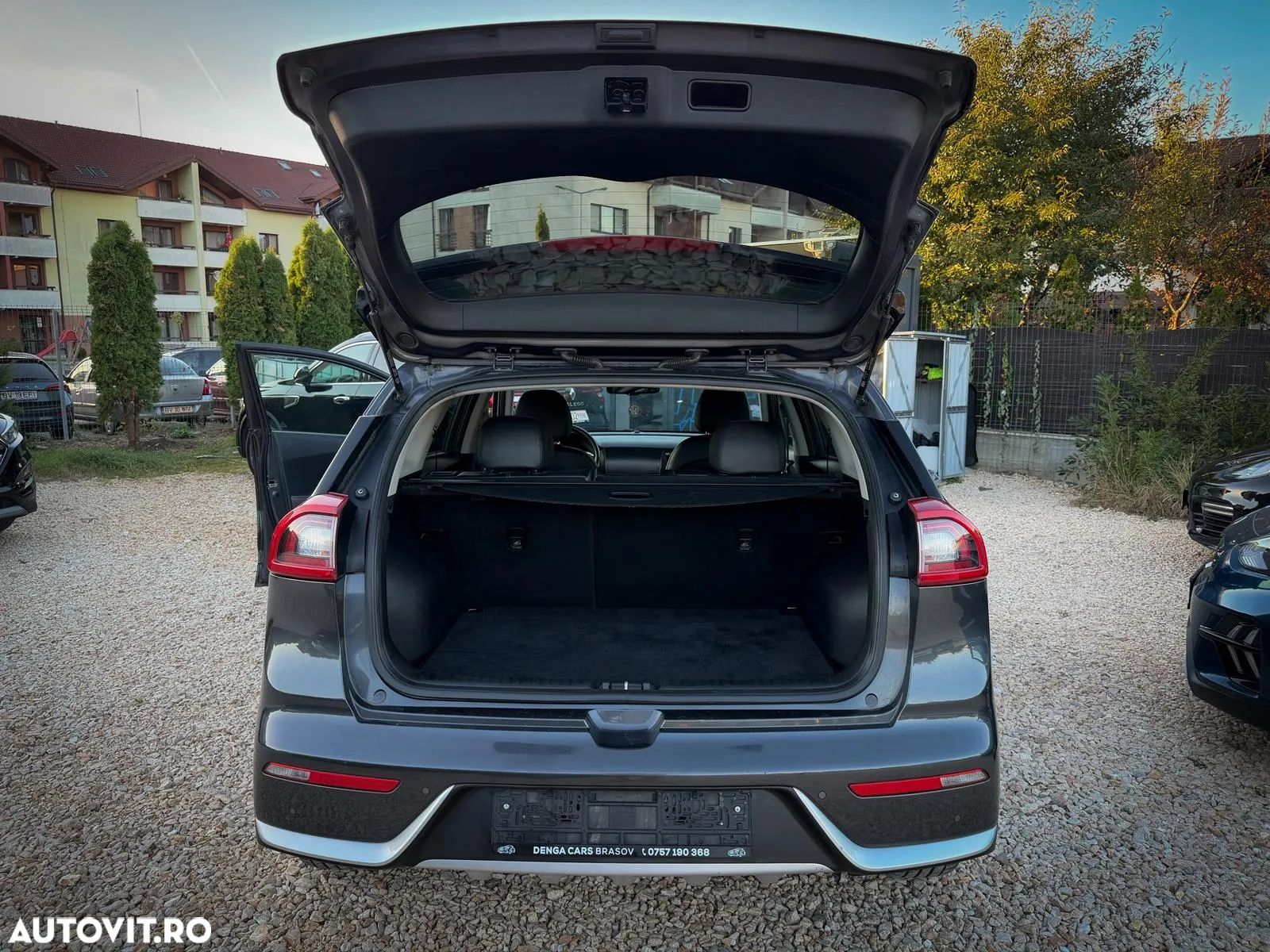 Kia Niro 1.6 GDI 2WD Aut. Vision - 7