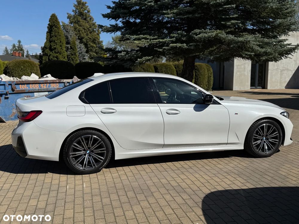 BMW Seria 3 320d xDrive M Sport sport - 13
