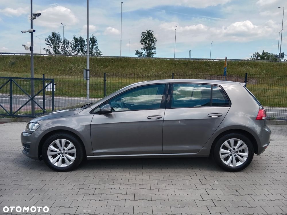 Volkswagen Golf 1.4 TSI BMT Comfortline - 14