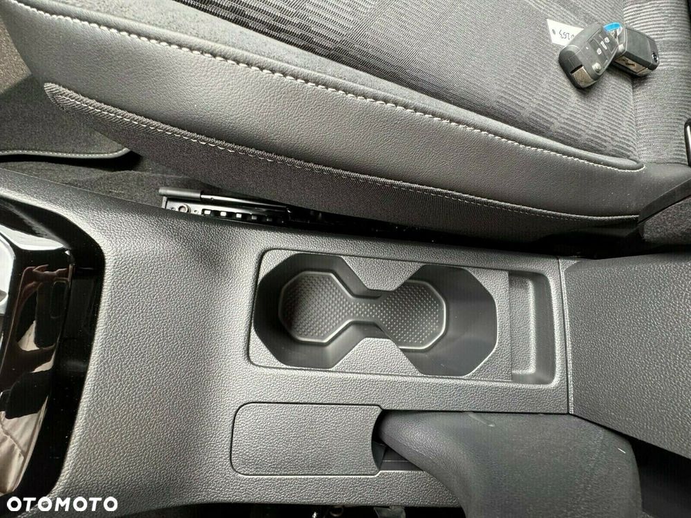 Volkswagen T-Cross - 18