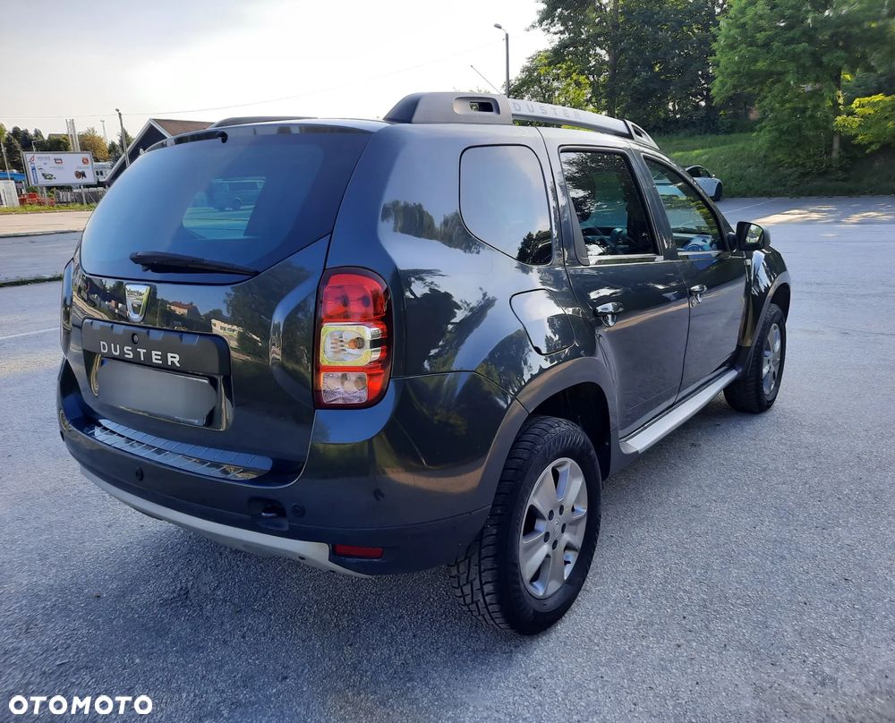 Dacia Duster 1.6 SCe Laureate S&S - 4