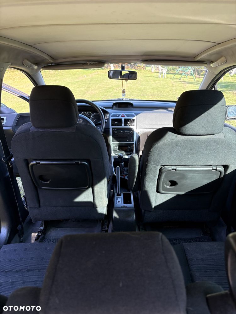 Peugeot 307 - 8