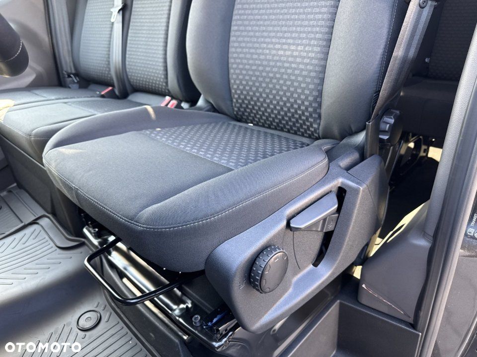 Ford Transit - 12