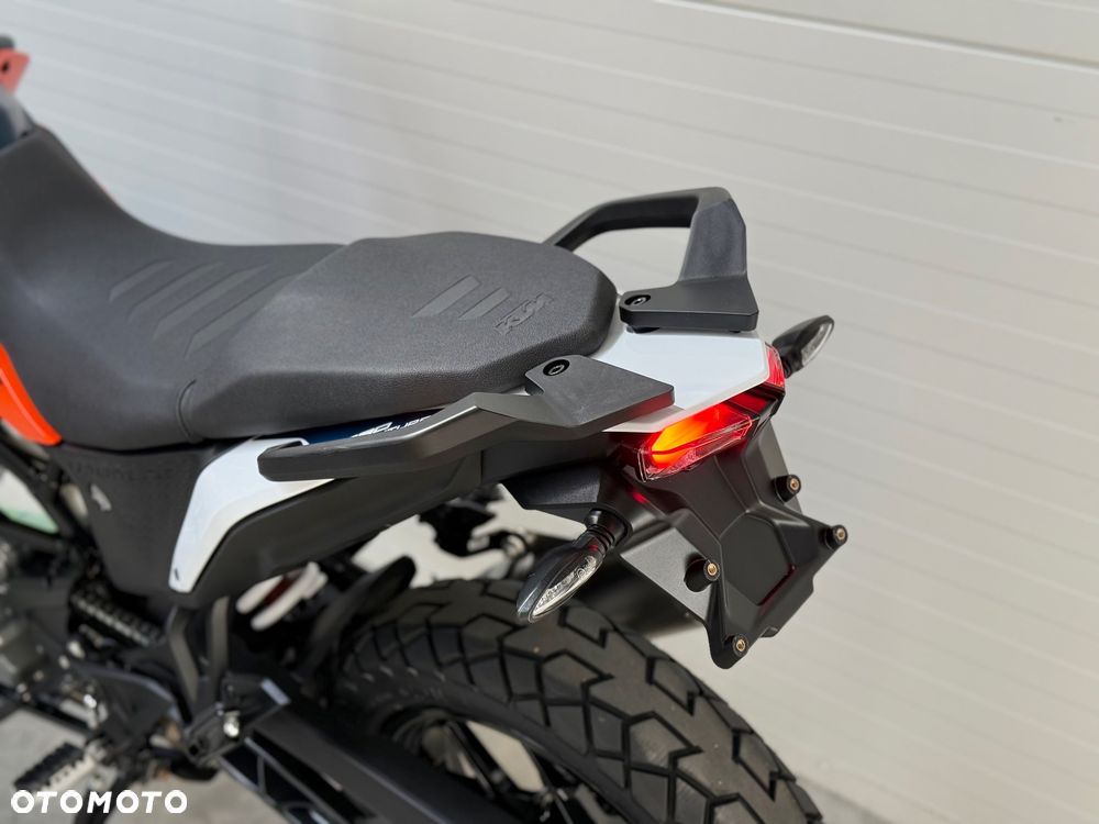 KTM Adventure 390 - 33
