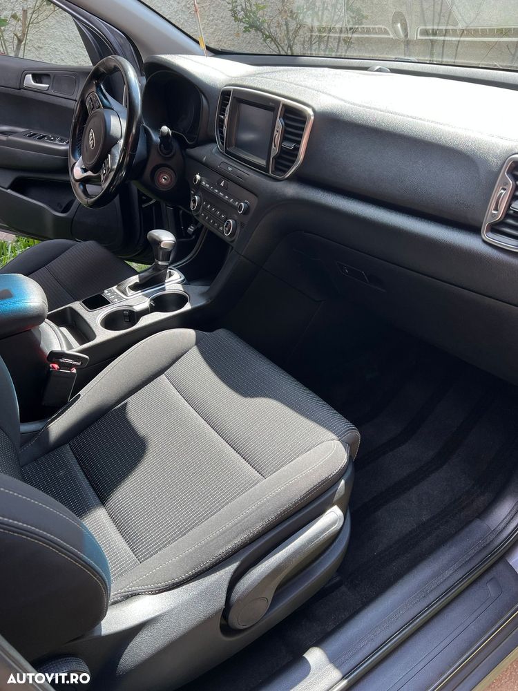 Kia Sportage 1.7 DSL 7DCT 4x2 Style - 10