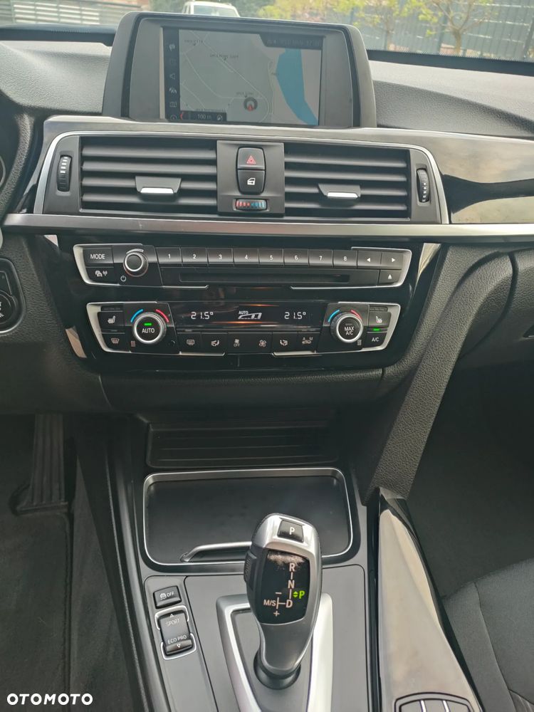 BMW 3GT 320d Advantage - 20