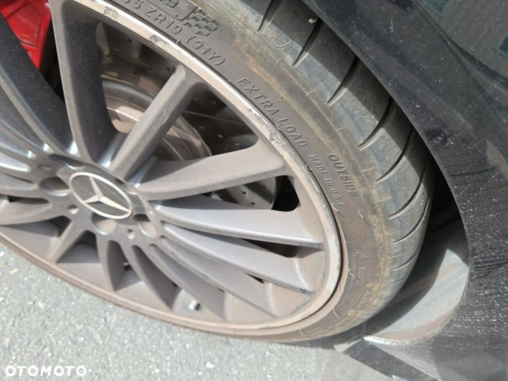 Mercedes-Benz CLA 45 AMG 4-Matic - 18