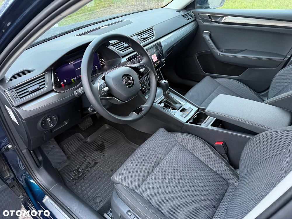 Skoda Superb 2.0 TDI SCR Style DSG - 10