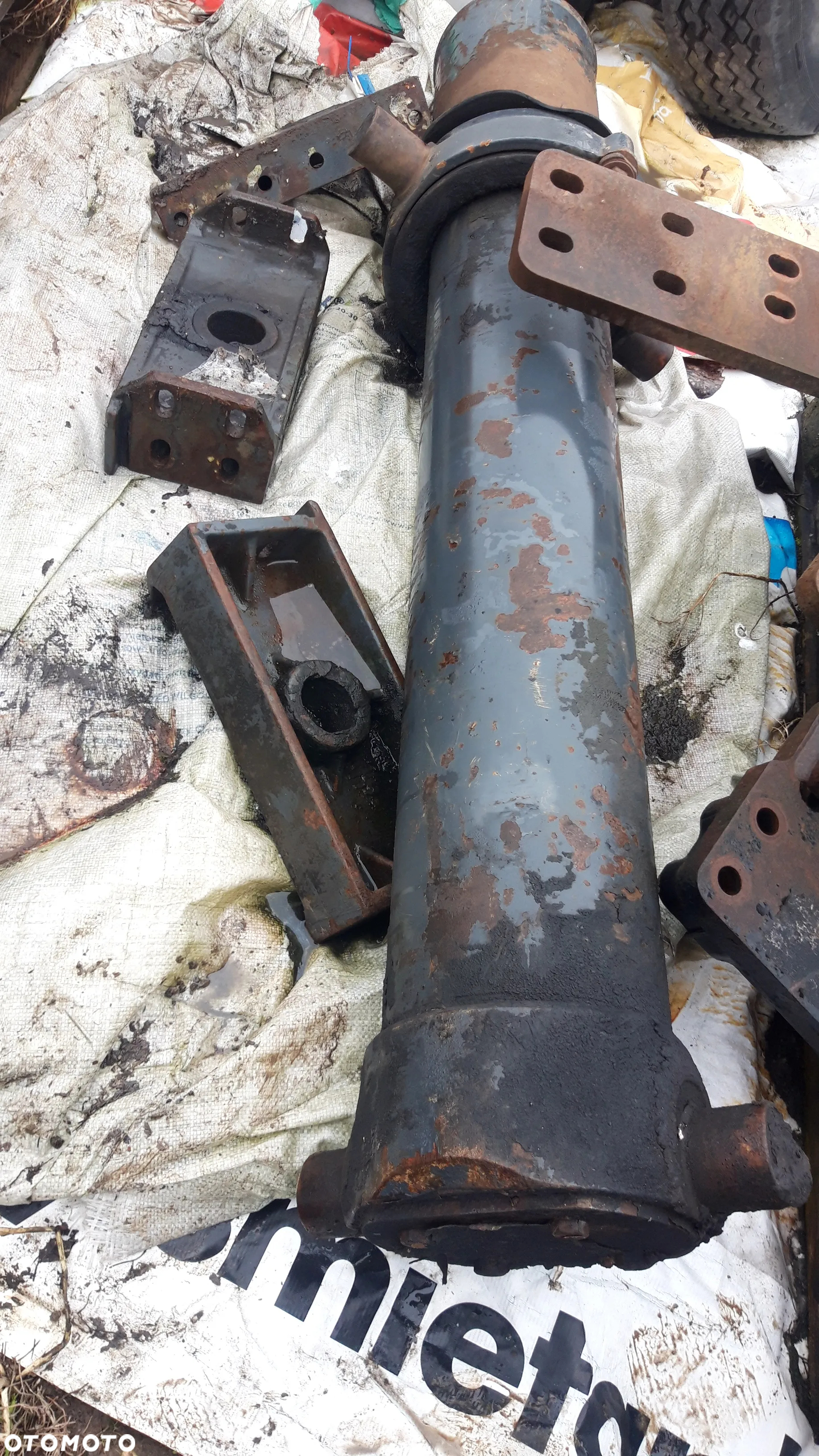 Siłownik Hydrauliczny Naczepy - 2