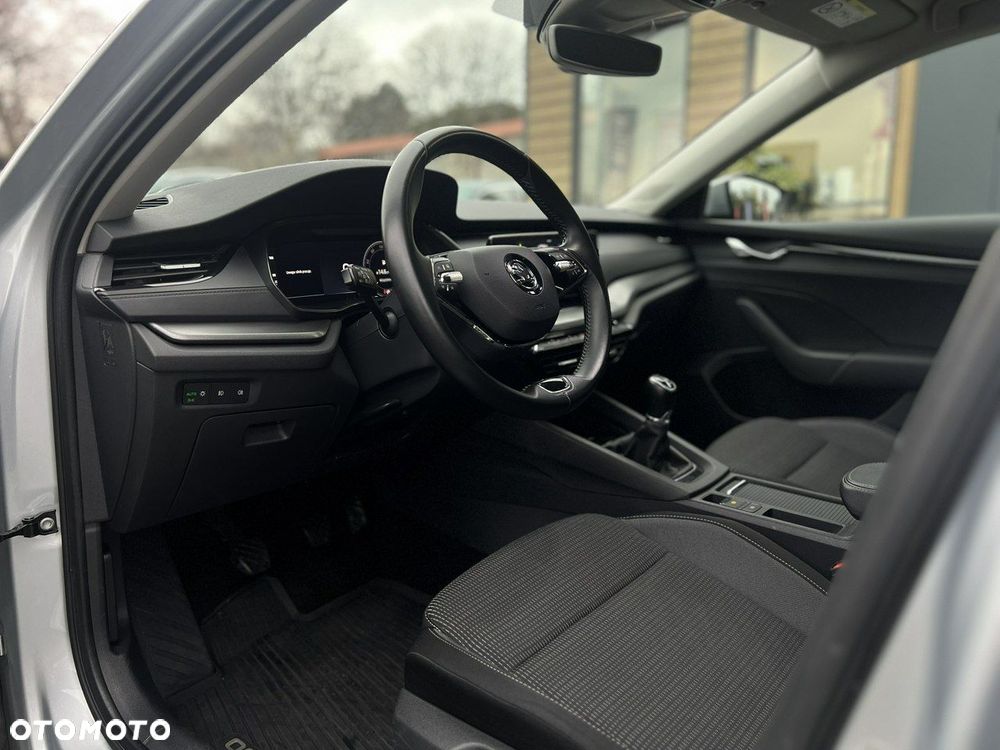 Skoda Octavia 2.0 TDI Ambition - 14