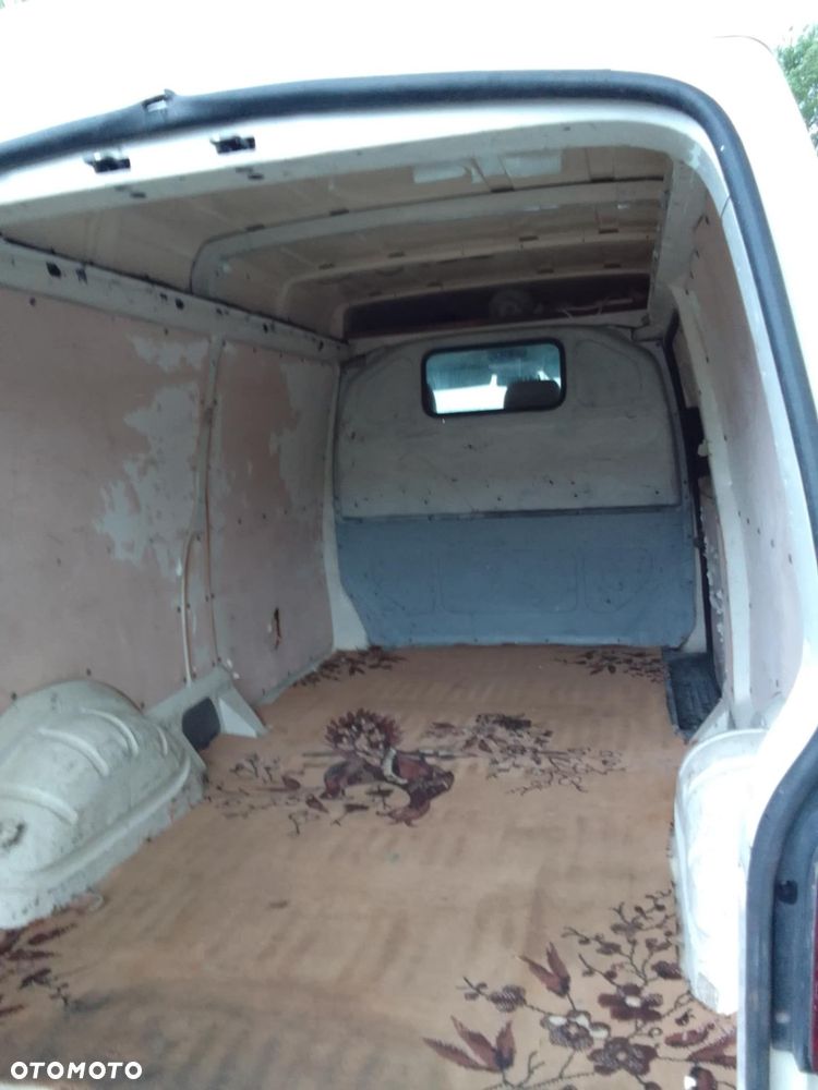 Volkswagen Transporter T5 L2 H2 - 10