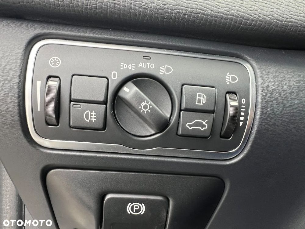 Volvo XC 60 D3 Drive-E Ocean Race - 23