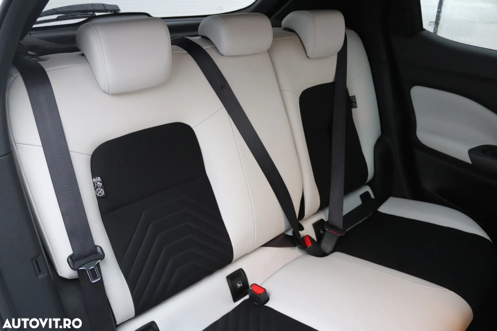 Nissan Juke Hybrid N-Design - 6