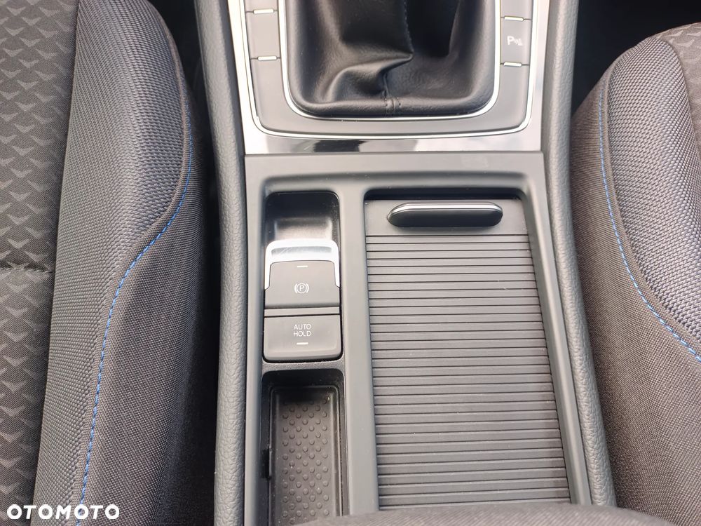 Volkswagen Golf 1.5 TSI OPF United - 27