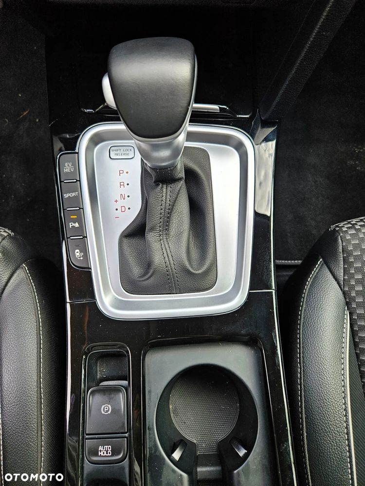Kia Ceed SW 1.6 GDI DCT OPF Plug-in-Hybrid Spirit - 36