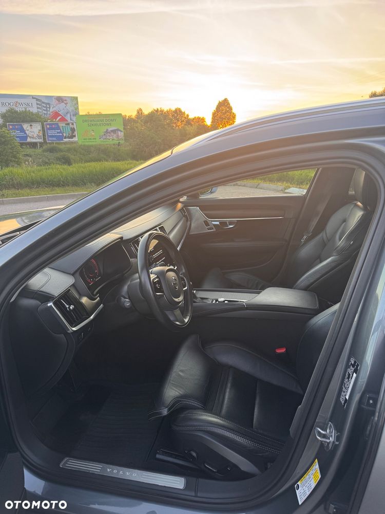 Volvo V90 Cross Country T6 AWD Pro - 13