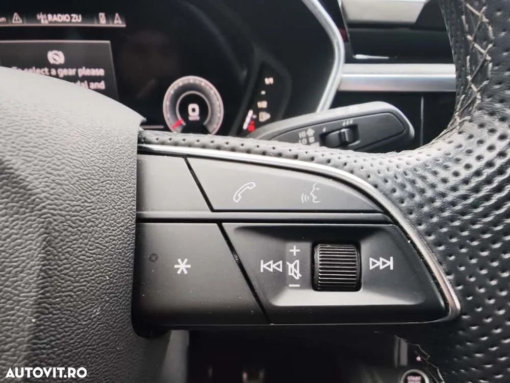 Audi Q3 Sportback 2.0 40 TDI quattro S tronic S Line - 27