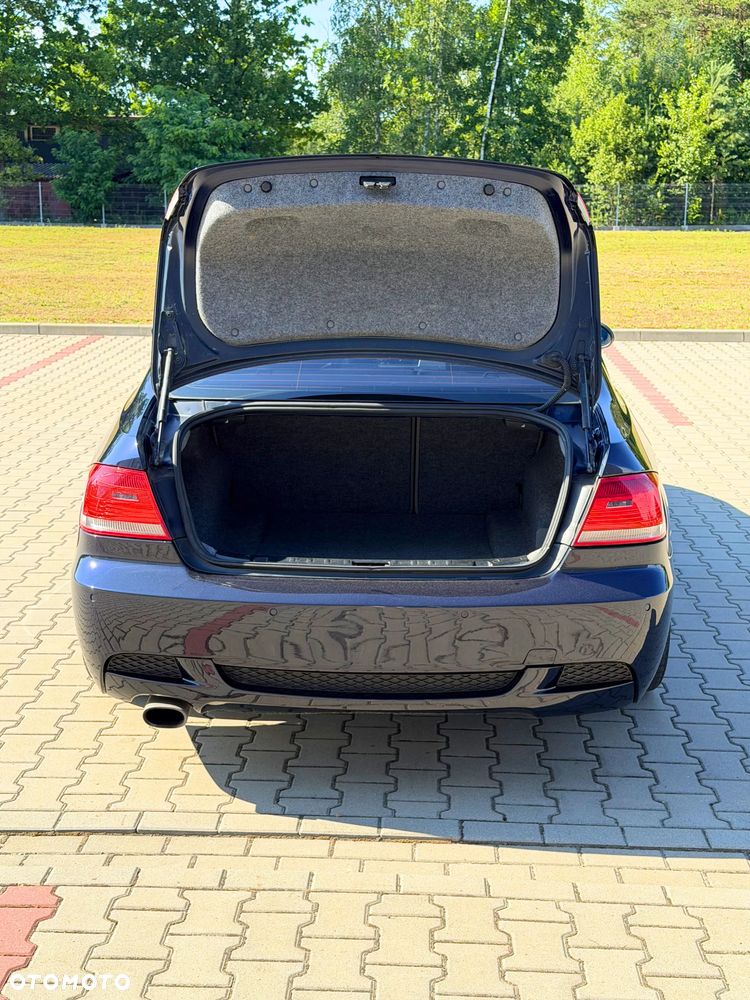 BMW Seria 3 320d - 25