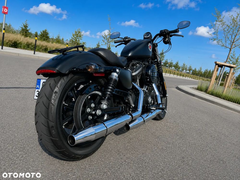 Harley-Davidson Sportster Iron 883 - 5