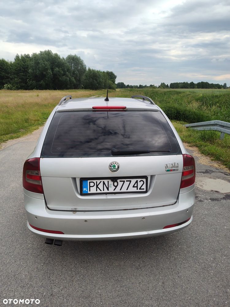 Skoda Octavia 2.0 TDI RS - 2