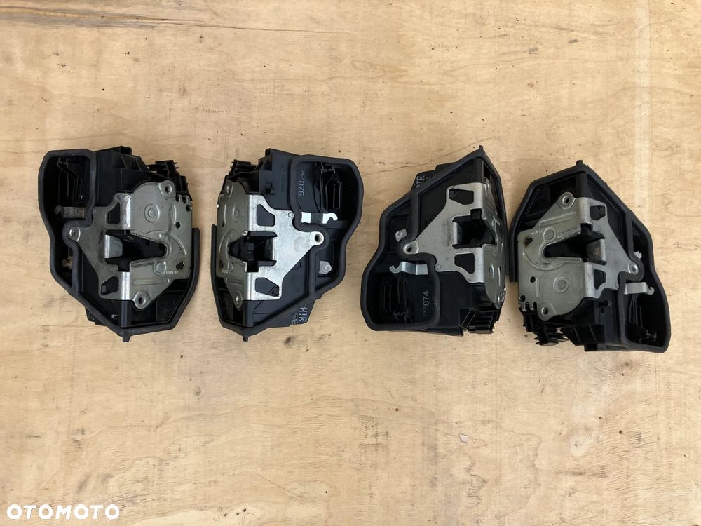 Zamek drzwi BMW E60 E61 E90 E91 E70 E92 E92 F01 F10 Lewy Prawy Przód Tył 7167071 7167074 7167075 7167076 - 4