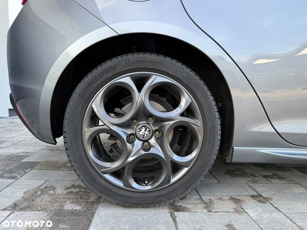 Alfa Romeo Giulietta 1.4 TB - 24