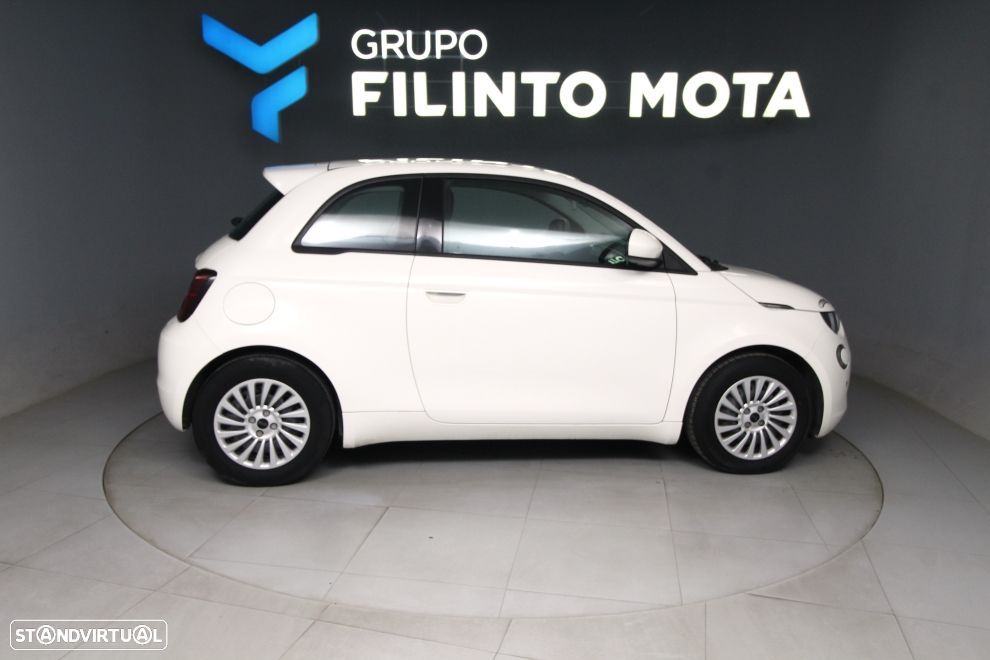 Fiat 500e Action - 3