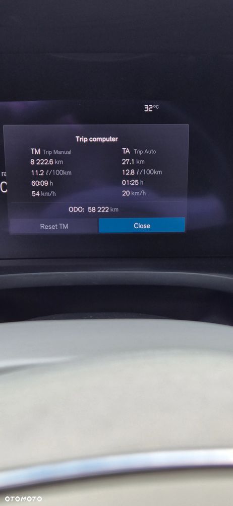 Volvo XC 60 B4 B Plus Dark - 12