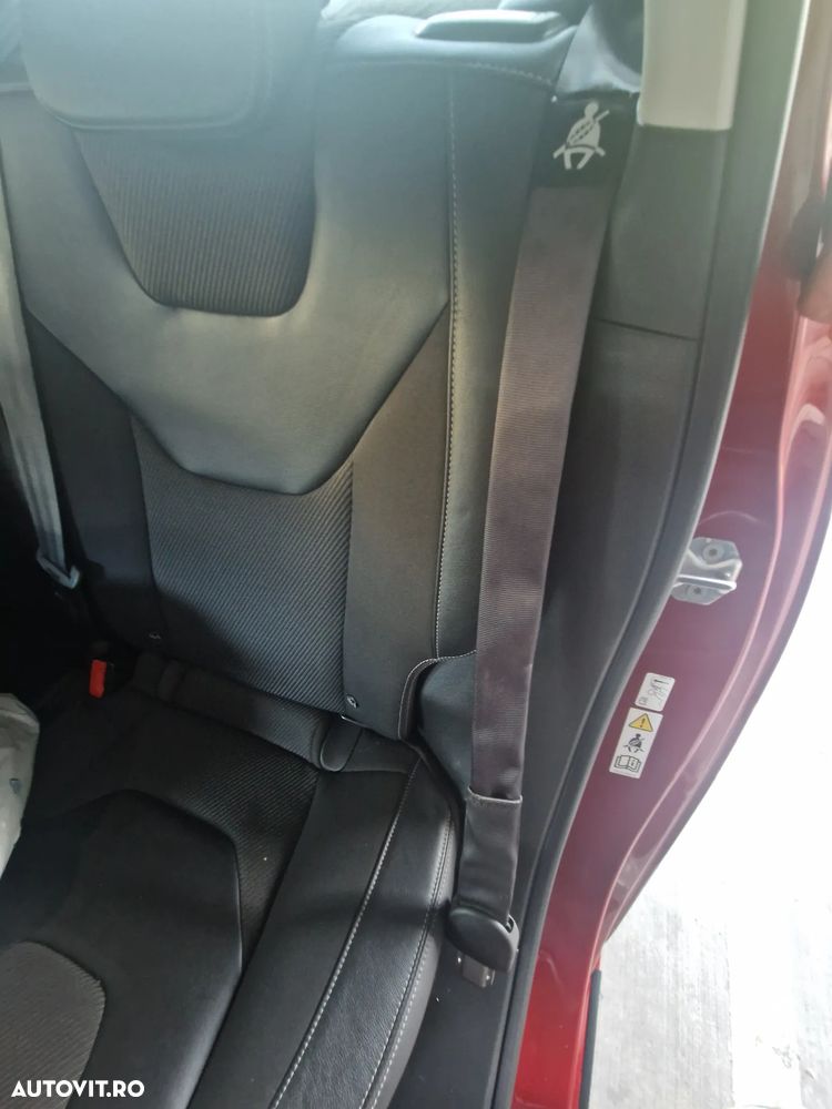 Ford Mondeo - 14