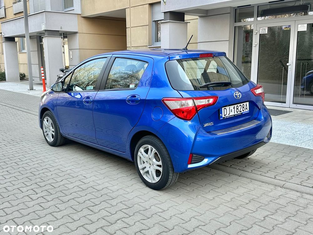 Toyota Yaris 1.5 Premium - 6